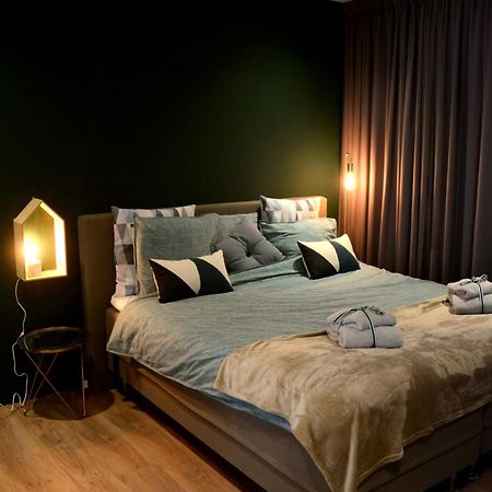 Bed And Breakfast In De Buurt Waalwijk Exterior photo